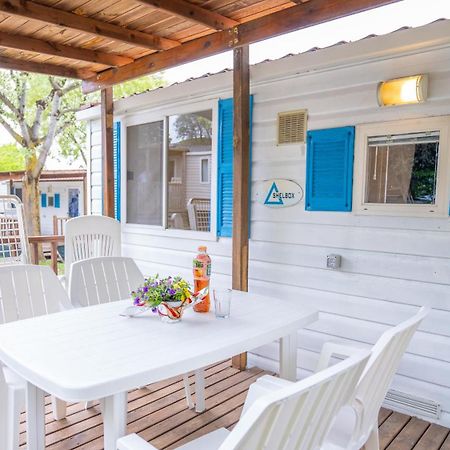 Happy Camp Mobile Homes In Butterfly Camping Village Peschiera del Garda Eksteriør bilde