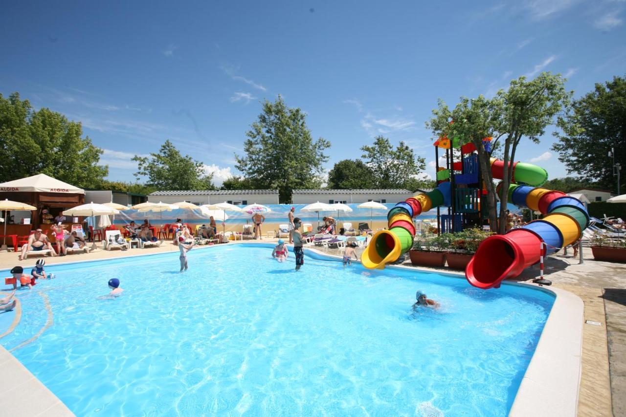 Happy Camp Mobile Homes In Butterfly Camping Village Peschiera del Garda Eksteriør bilde